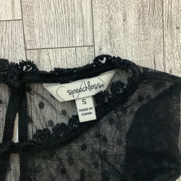 Cute flows floral dress - Picture 3 of 3